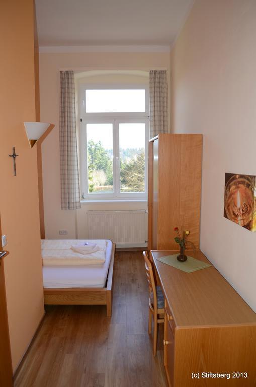 Stiftsberg - Bildungs- Und Freizeitzentrum Kyllburg エクステリア 写真