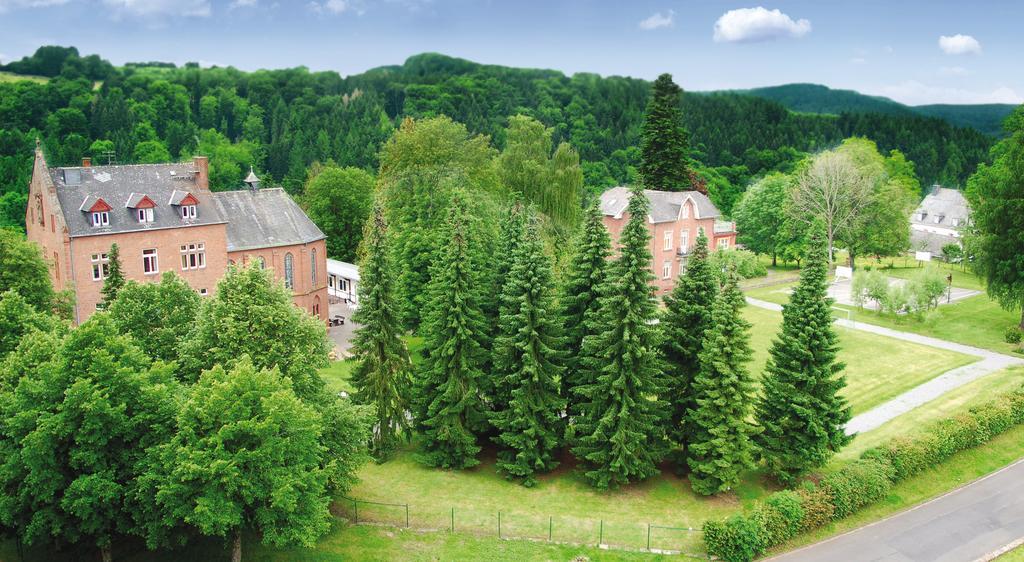Stiftsberg - Bildungs- Und Freizeitzentrum Kyllburg エクステリア 写真