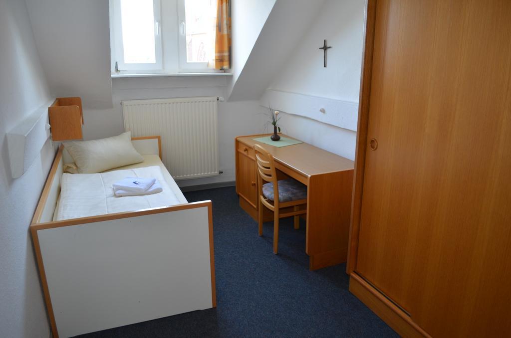Stiftsberg - Bildungs- Und Freizeitzentrum Kyllburg エクステリア 写真